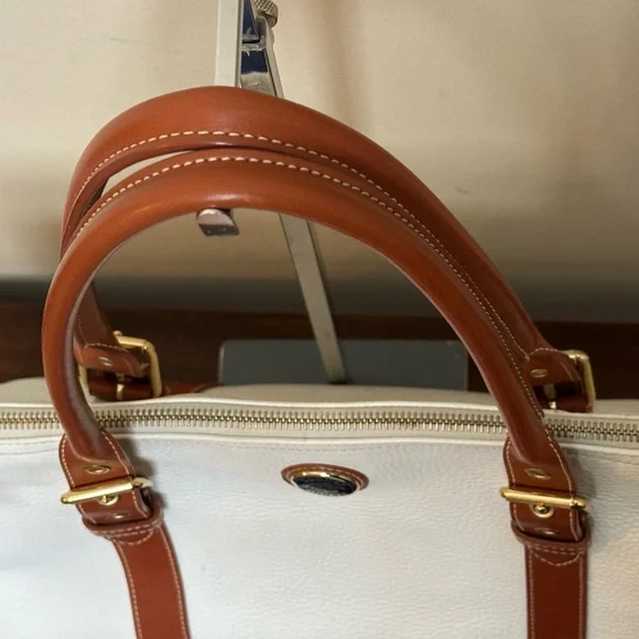 Dooney & Bourke Winter White and Tan Satchel w/Coin Pouch - Picture 5 of 14